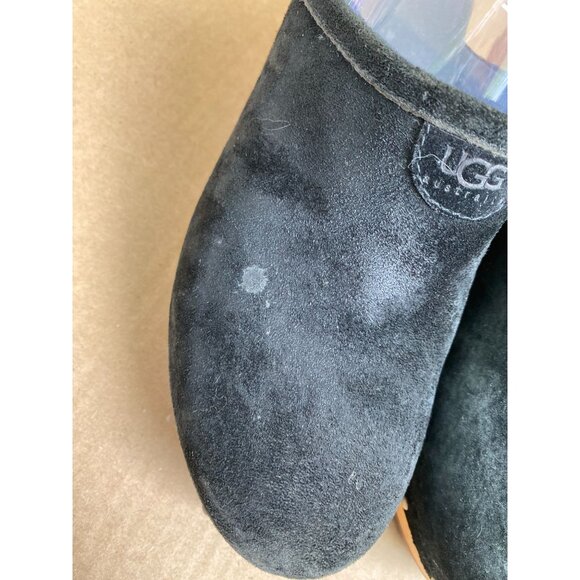 UGG Womens Abbie 5772 Black Suede Clogs Wooden Heel Size 8 Mule Slip on heel - Picture 5 of 16